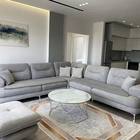 Ks Luxury Lägenhet *