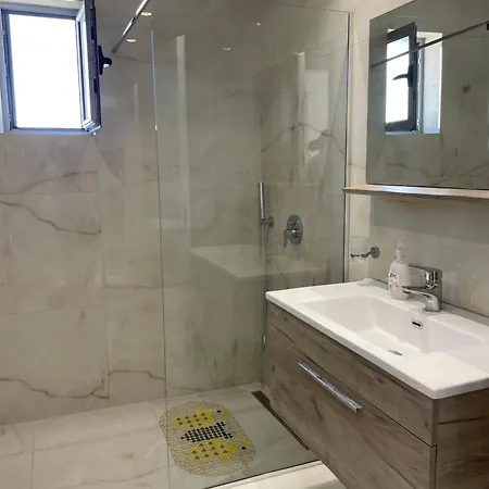 Ks Luxury Saranda