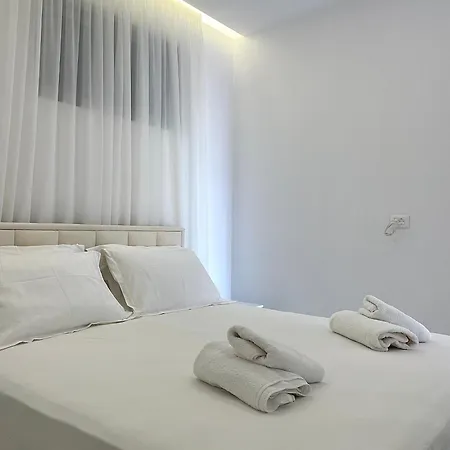 Ks Luxury * Sarandë